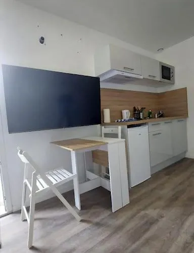 Ser4 Studio Rdc, Parking, Wifi